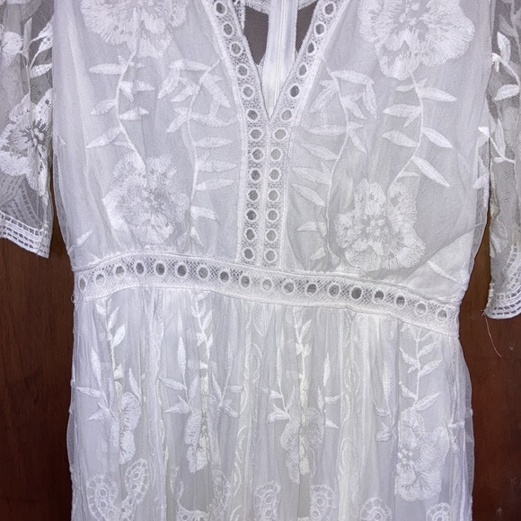 Relisted Pol white floral embroidered sheer material over romper boho size s/m - Picture 14 of 17